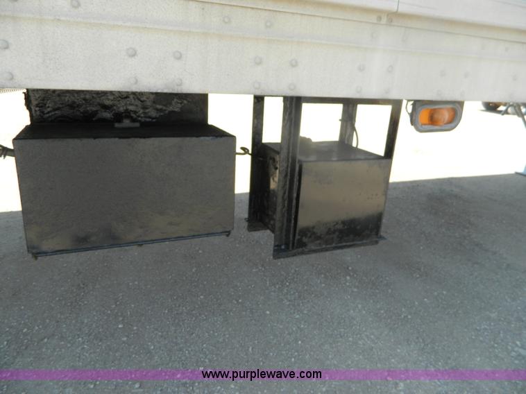 image for item B3791 1999 Great Dane van trailer