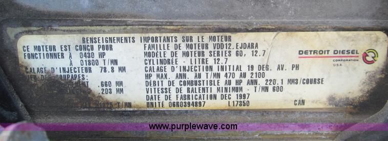 image for item B6375 1998 Peterbilt 377 semi truck