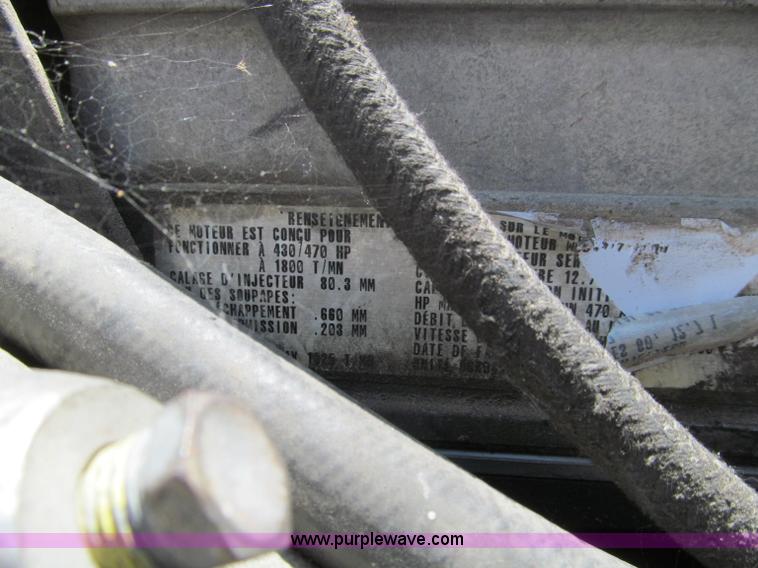 image for item B6376 1999 Peterbilt 377 semi truck