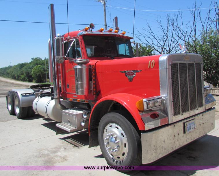 image for item B7283 1996 Peterbilt 379 semi truck