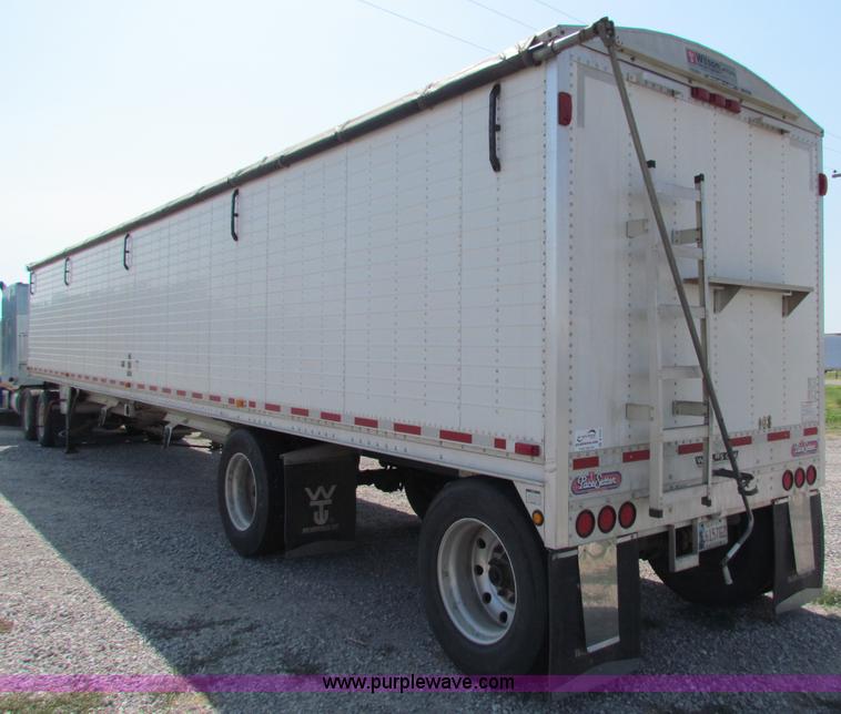 image for item B7316 2009 Wilson Pacesetter PW550 47' grain trailer