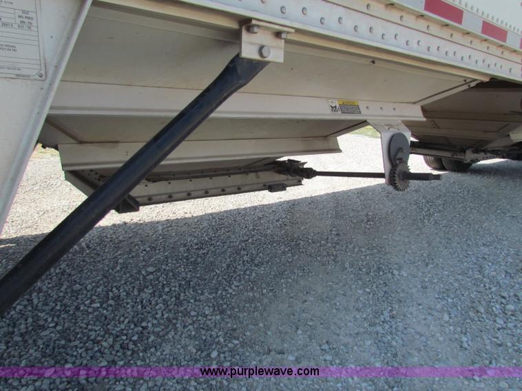image for item B7316 2009 Wilson Pacesetter PW550 47' grain trailer