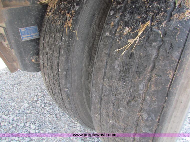 image for item B7316 2009 Wilson Pacesetter PW550 47' grain trailer