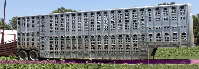 image for item D5179 1993 Wilson 48' cattle pot trailer