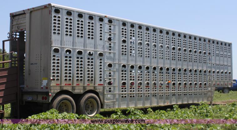 image for item D5179 1993 Wilson 48' cattle pot trailer