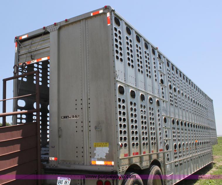 image for item D5179 1993 Wilson 48' cattle pot trailer