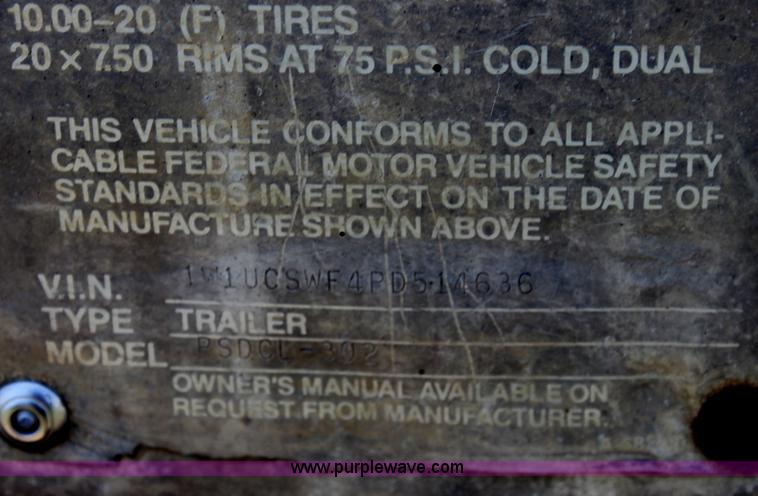 image for item D5179 1993 Wilson 48' cattle pot trailer