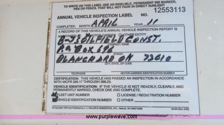 image for item F3011 1995 Ford L9000 AeroMax semi truck