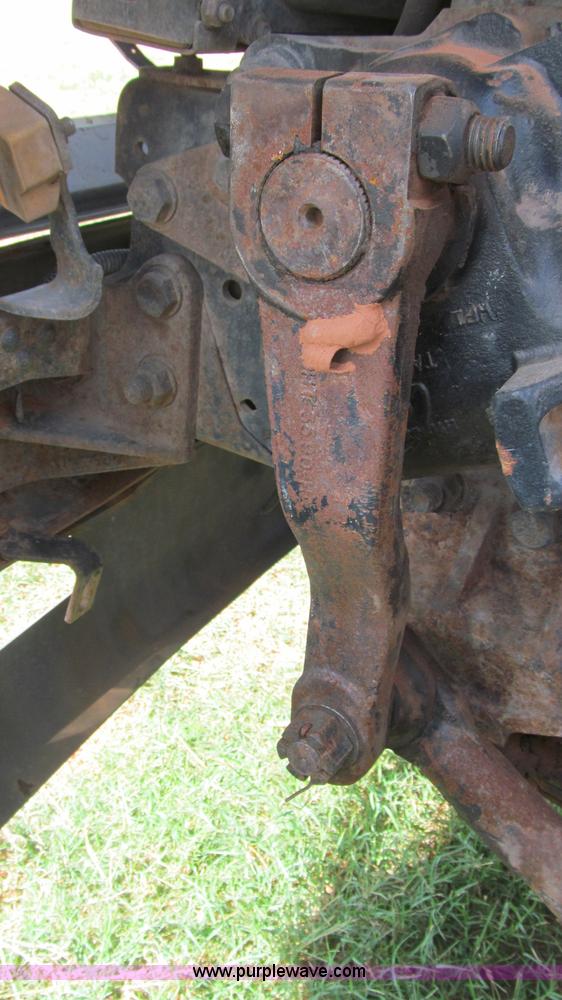 image for item F3011 1995 Ford L9000 AeroMax semi truck