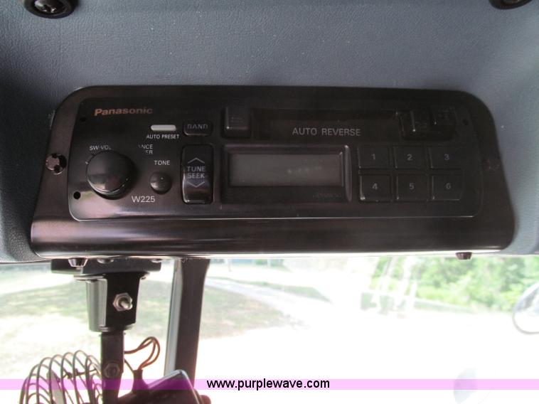 image for item F4501 1995 International 960 semi truck