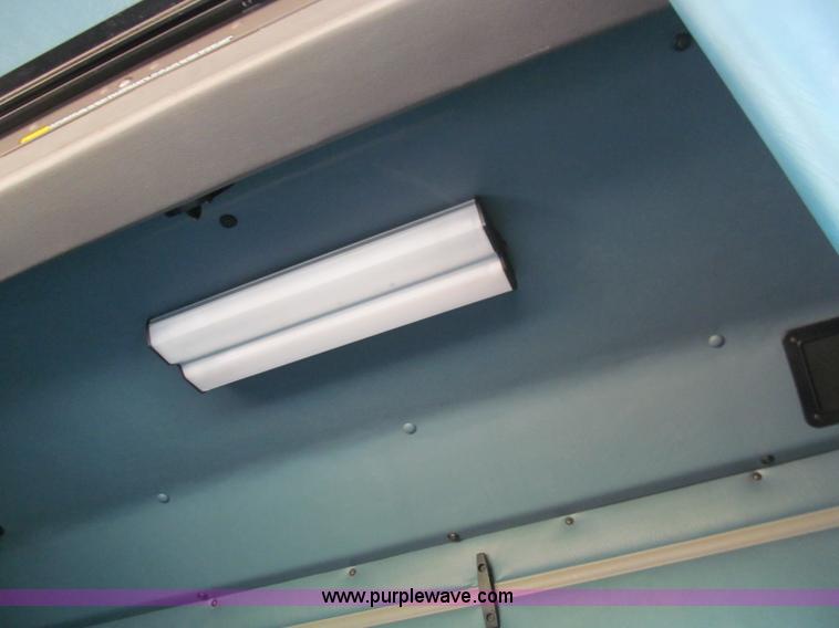 image for item F4501 1995 International 960 semi truck