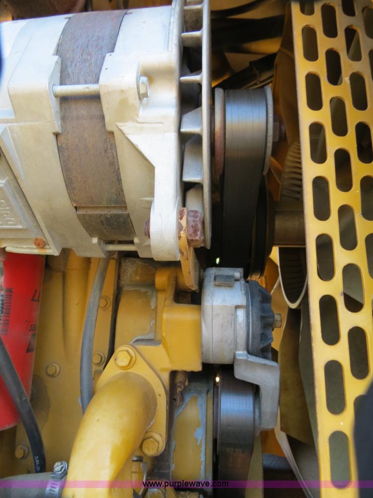 image for item B2409 2000 Ag-Chem RoGator 1254C self-propelled sprayer