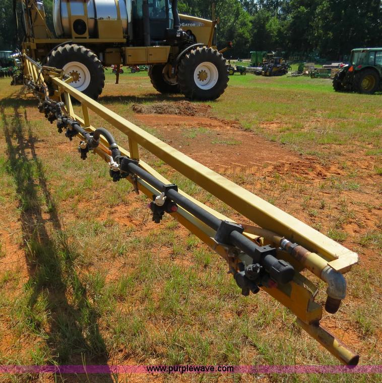 image for item B2409 2000 Ag-Chem RoGator 1254C self-propelled sprayer