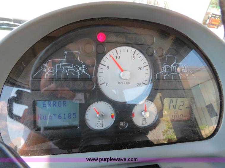 image for item B2435 2005 Challenger MT635B tractor