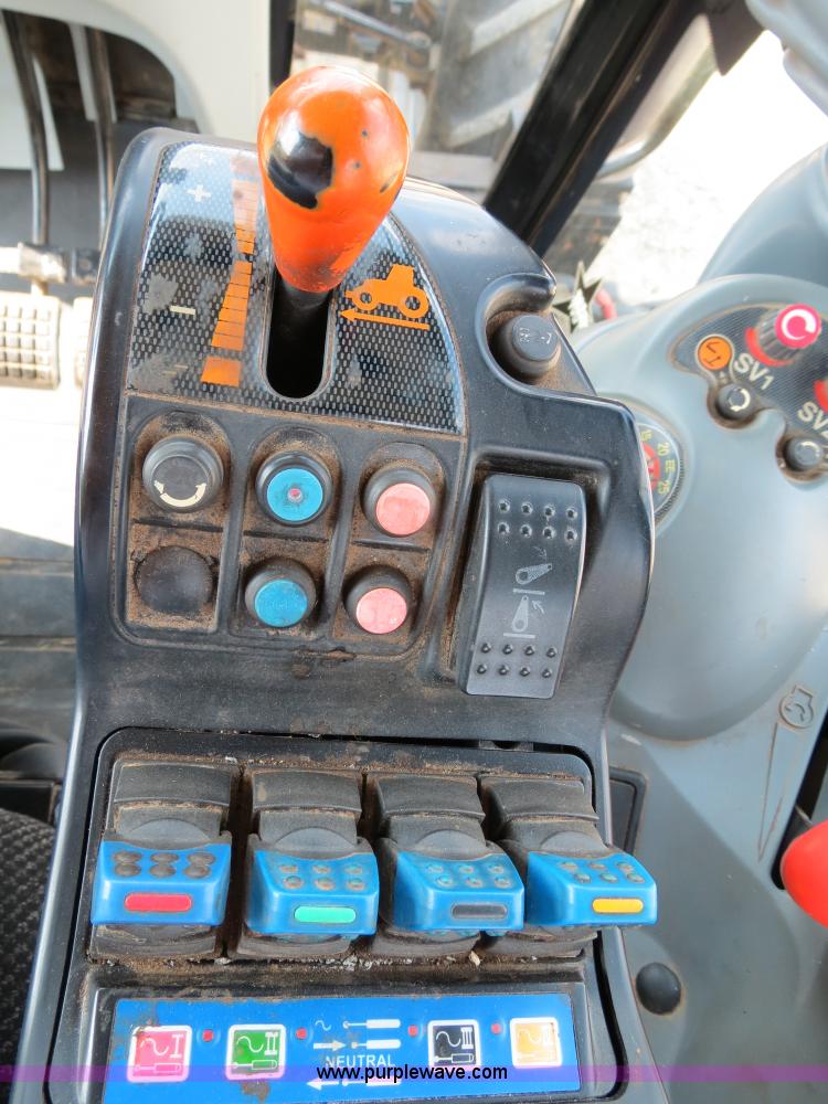 image for item B2435 2005 Challenger MT635B tractor