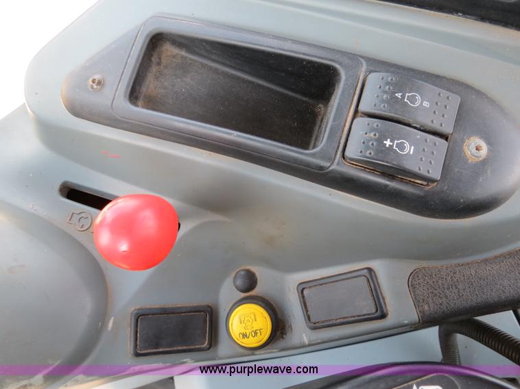 image for item B2435 2005 Challenger MT635B tractor