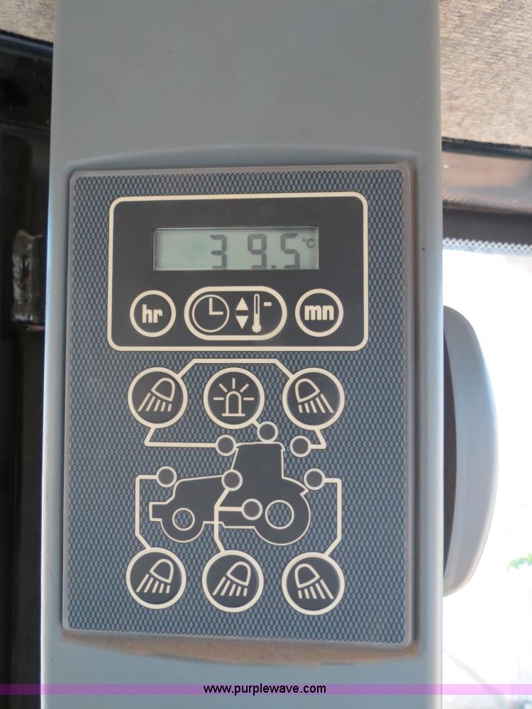 image for item B2435 2005 Challenger MT635B tractor