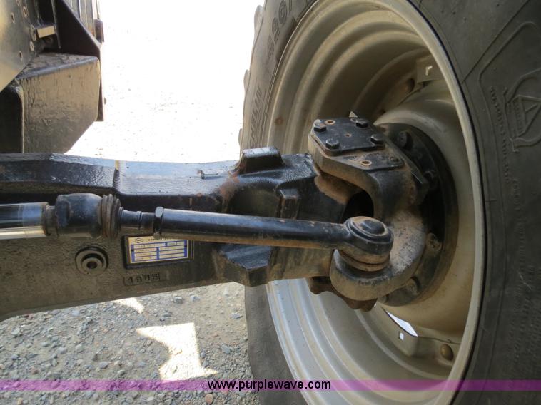 image for item B2435 2005 Challenger MT635B tractor