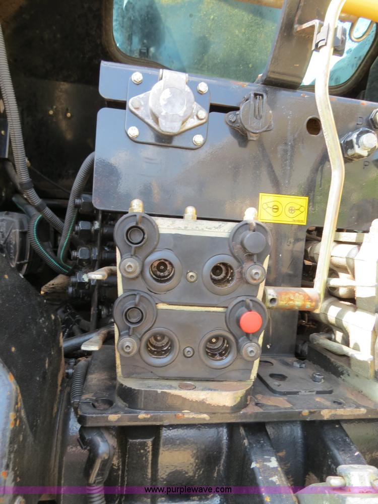 image for item B2435 2005 Challenger MT635B tractor