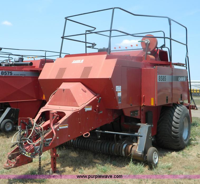 image for item B3790 1998 Case IH 8585 big square baler