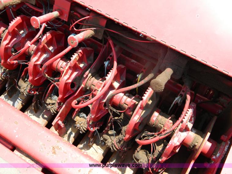 image for item B3790 1998 Case IH 8585 big square baler