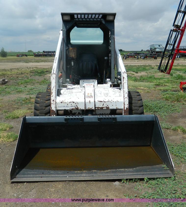 image for item B3792 1998 Bobcat 773F skid steer