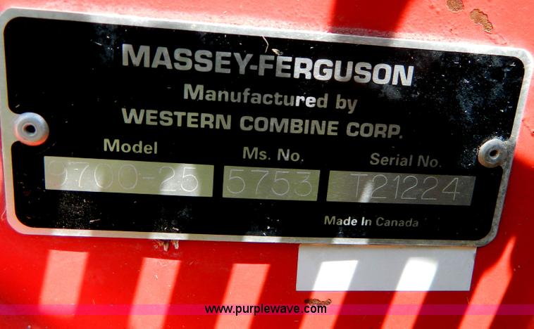 image for item B3795 1995 Massey-Ferguson 9550 25' header