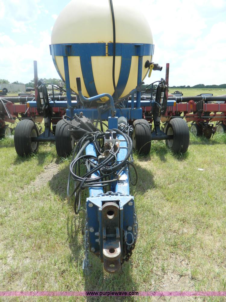 image for item B3796 1994 White 6700 planter