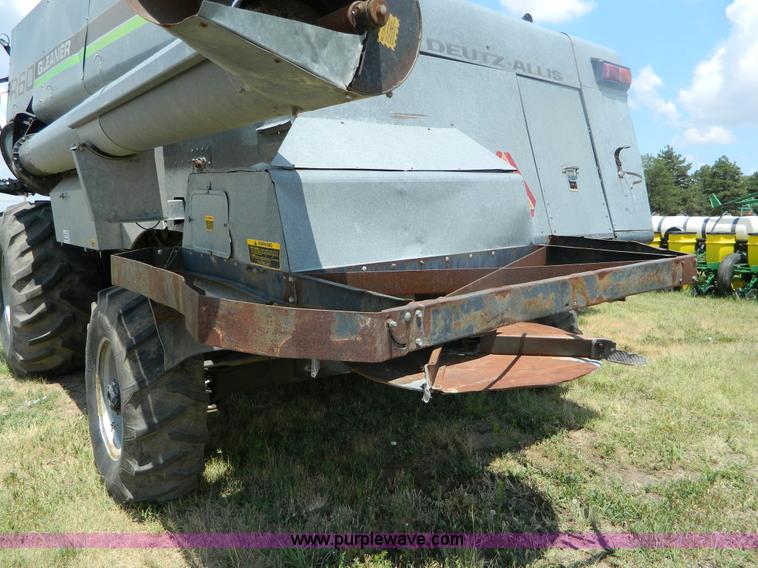 image for item B3797 1991 Gleaner R60 RWA combine
