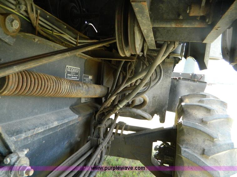 image for item B3797 1991 Gleaner R60 RWA combine