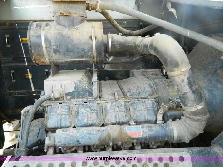 image for item B3797 1991 Gleaner R60 RWA combine