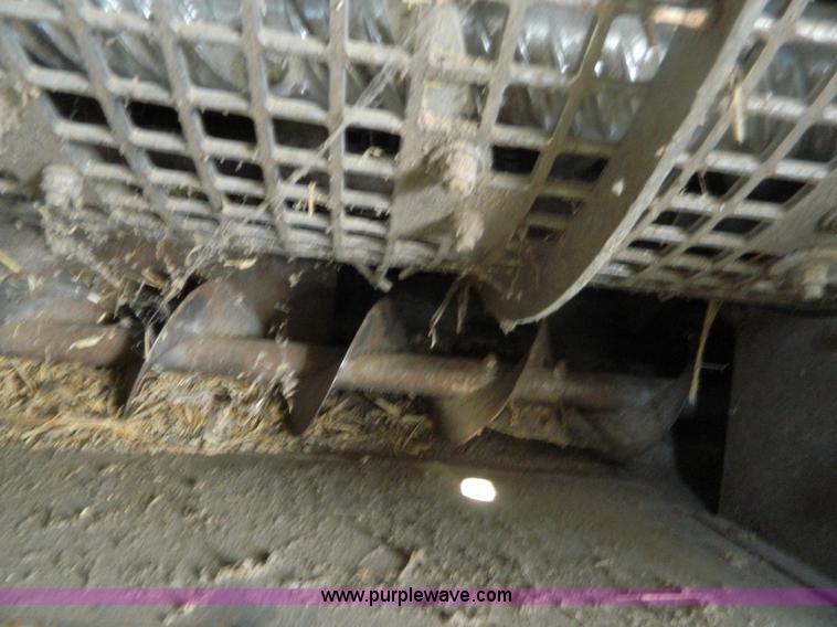 image for item B3797 1991 Gleaner R60 RWA combine