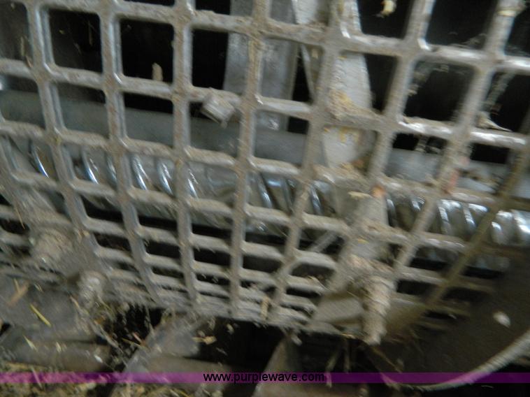 image for item B3797 1991 Gleaner R60 RWA combine