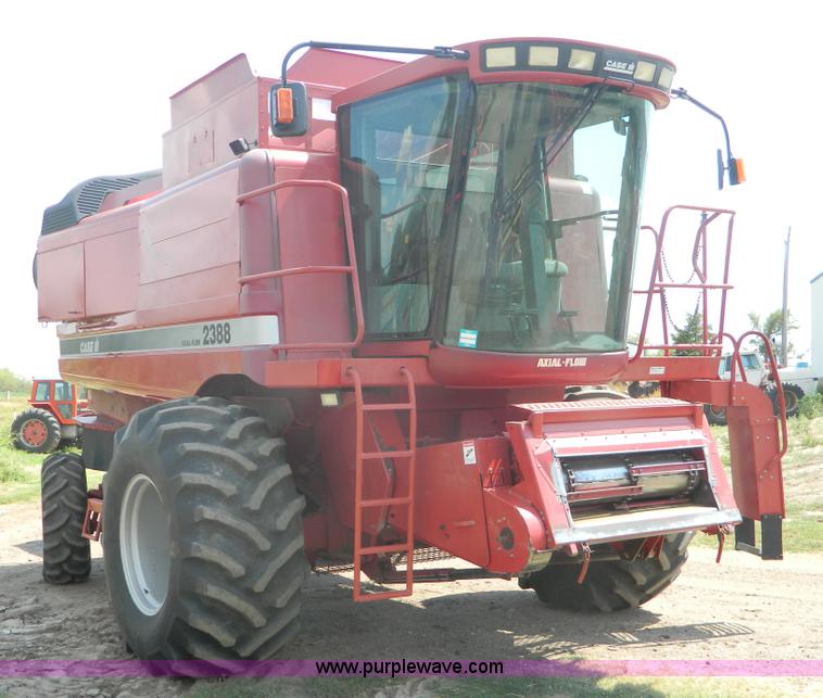 image for item B3799 2000 Case IH 2388 combine