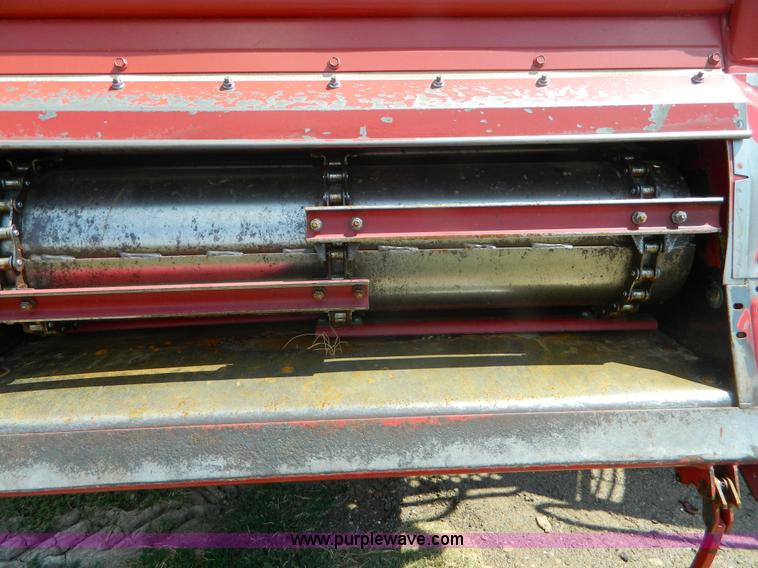 image for item B3799 2000 Case IH 2388 combine