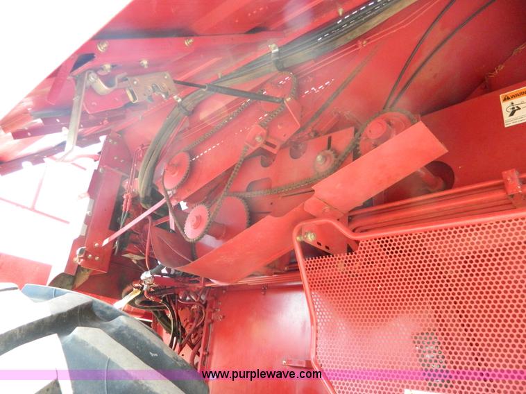 image for item B3799 2000 Case IH 2388 combine