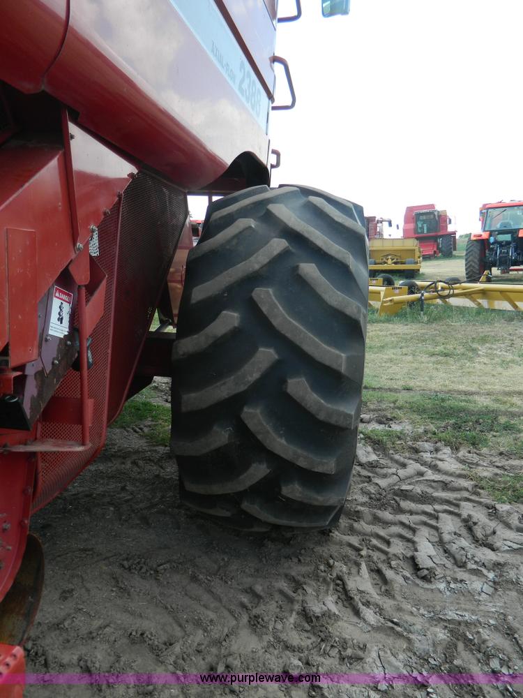 image for item B3799 2000 Case IH 2388 combine