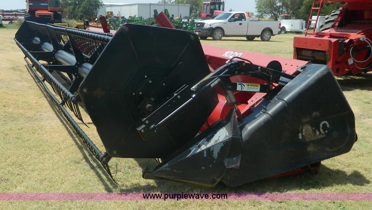 image for item B3800 1998 Case IH 1020 30' header