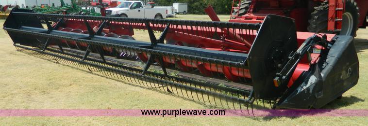 image for item B3800 1998 Case IH 1020 30' header