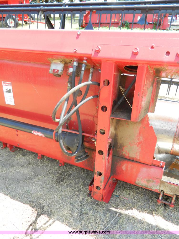 image for item B3800 1998 Case IH 1020 30' header