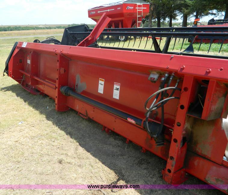 image for item B3800 1998 Case IH 1020 30' header