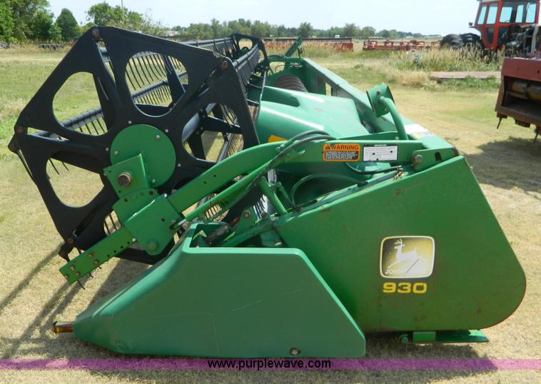 image for item B3801 1998 John Deere 930 30' flex head
