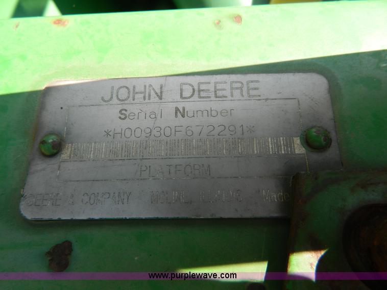 image for item B3801 1998 John Deere 930 30' flex head