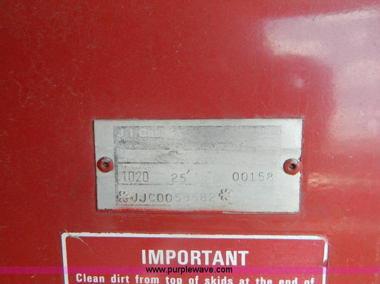 image for item B3809 1988 Case IH 1020 25' header