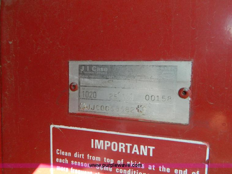 image for item B3809 1988 Case IH 1020 25' header