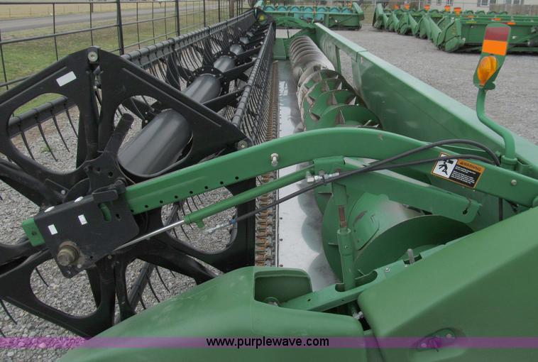 image for item C3513 2004 John Deere 635F HydraFlex platform header