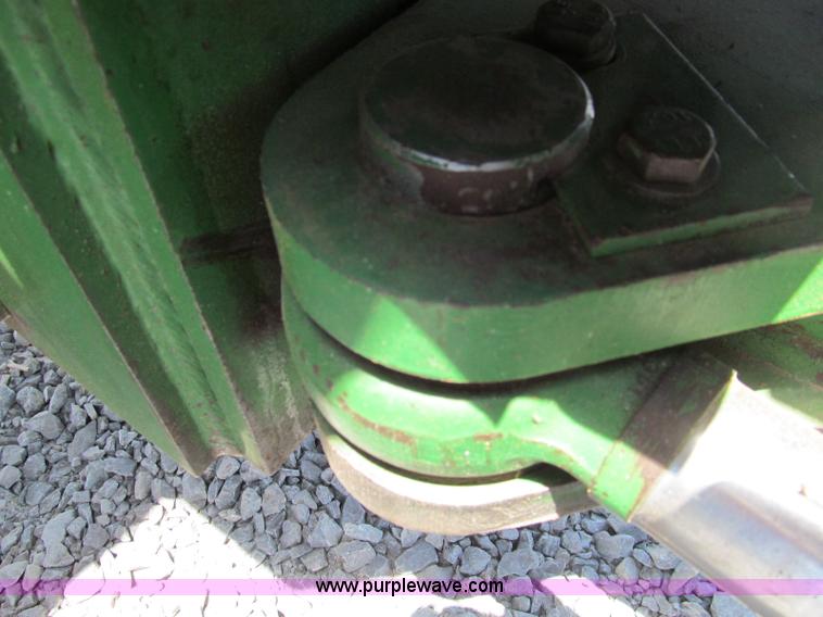 image for item G5503 1994 John Deere 8770 4WD tractor