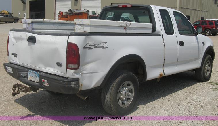 image for item A6316 2002 Ford F150 XL extended cab pickup truck