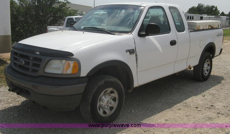 image for item A6316 2002 Ford F150 XL extended cab pickup truck