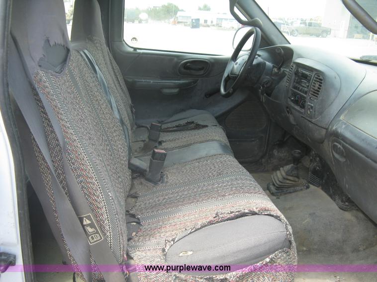 image for item A6316 2002 Ford F150 XL extended cab pickup truck